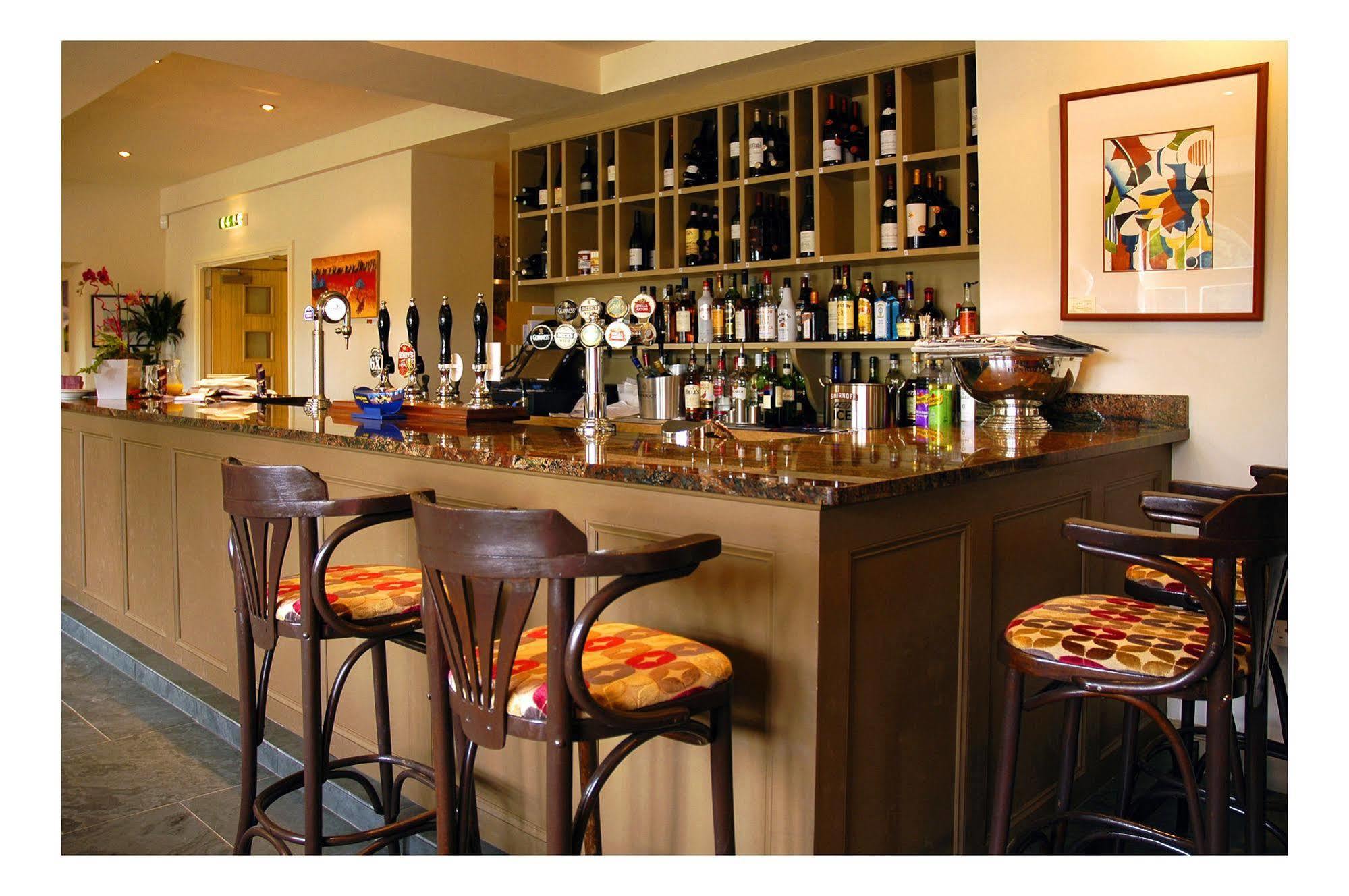 The Kings Arms Ξενοδοχείο Stowel Εξωτερικό φωτογραφία